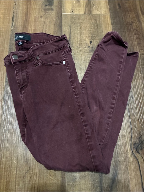 Liverpool Denim - Liverpool Women's Burgundy Skinny Jeans